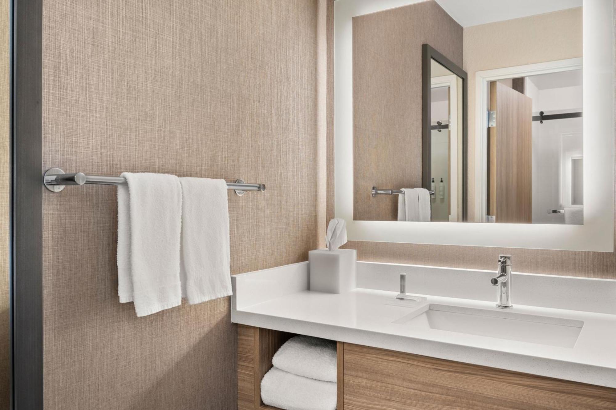 Springhill Suites By Marriott Chicago Болингбрук Экстерьер фото